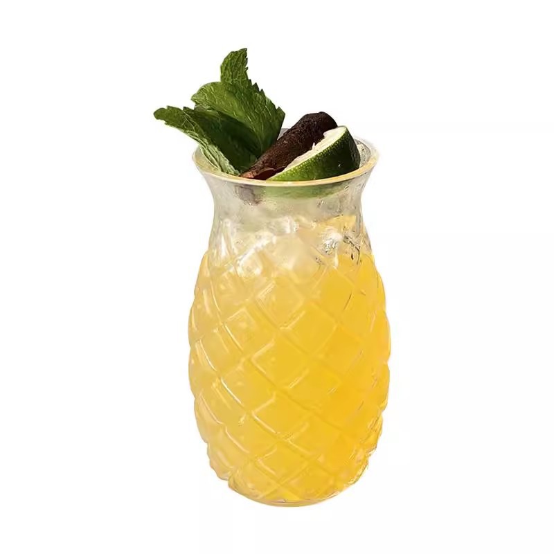 Elegant Pineapple Design Glass Beverage Cup
